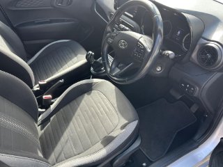/photos/12203/90b223c5-5a52-405b-bd8f-815e9fb2542c_i320x240.jpg